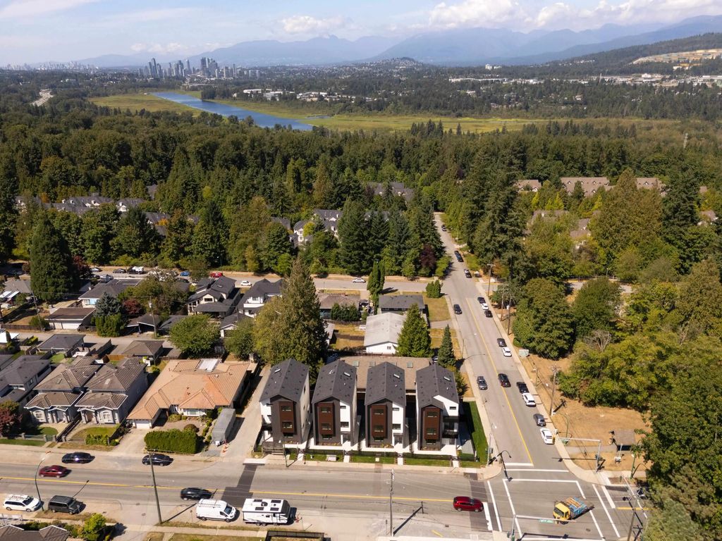 8483 16th Avenue 1, Burnaby