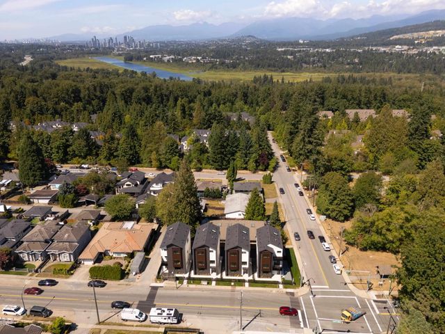 8483 16th Avenue 1, Burnaby