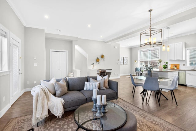 6945 185 Street 5, Surrey