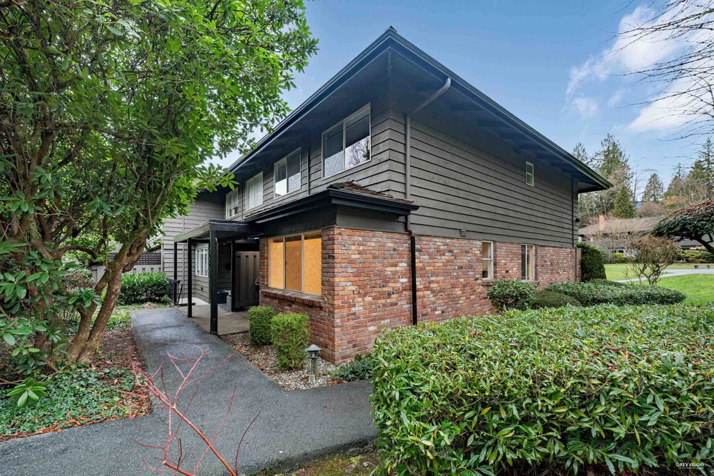 235 Keith Road 1109, West Vancouver