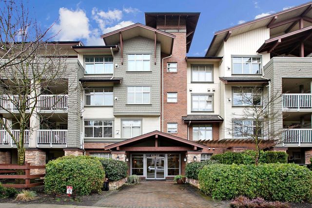 6500 194 Street 205, Surrey