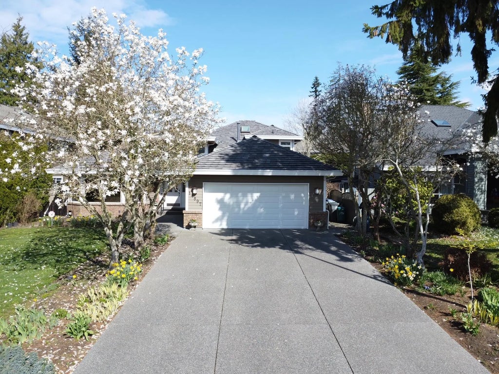 14897 22 Avenue, Surrey