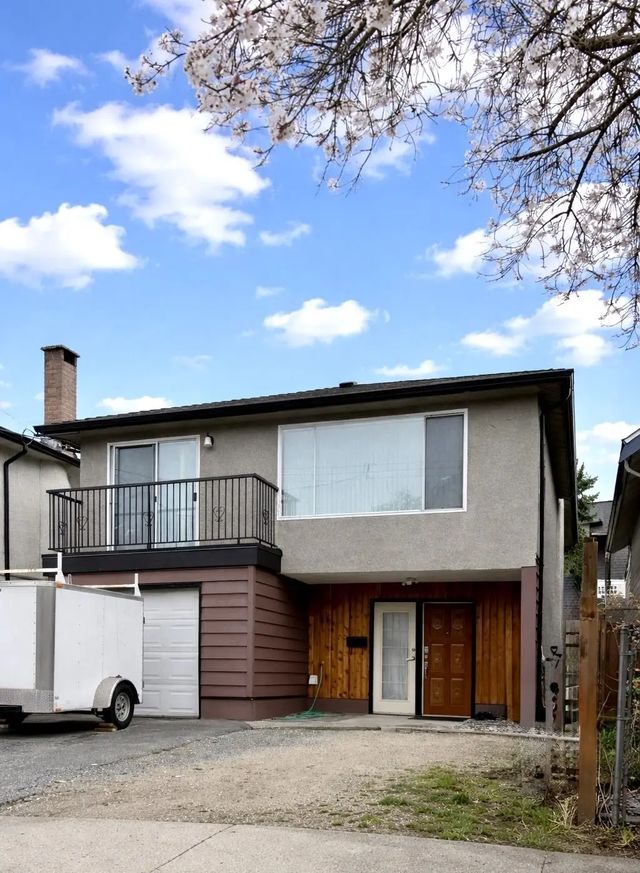 4882 Moss Street, Vancouver