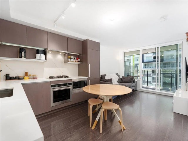 8833 Hazelbridge Way 606, Richmond