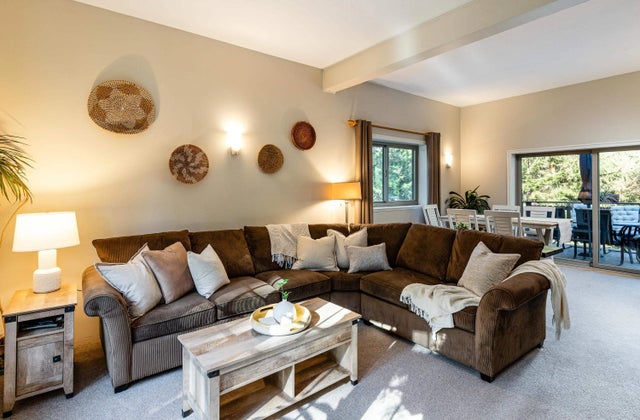 9167 Emerald Drive, Whistler