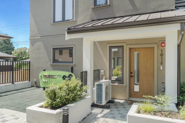 1012 W 52nd Avenue, Vancouver