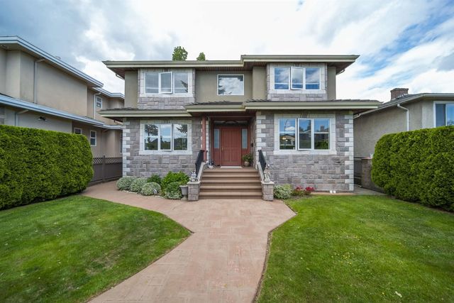 6807 Burns Street, Burnaby