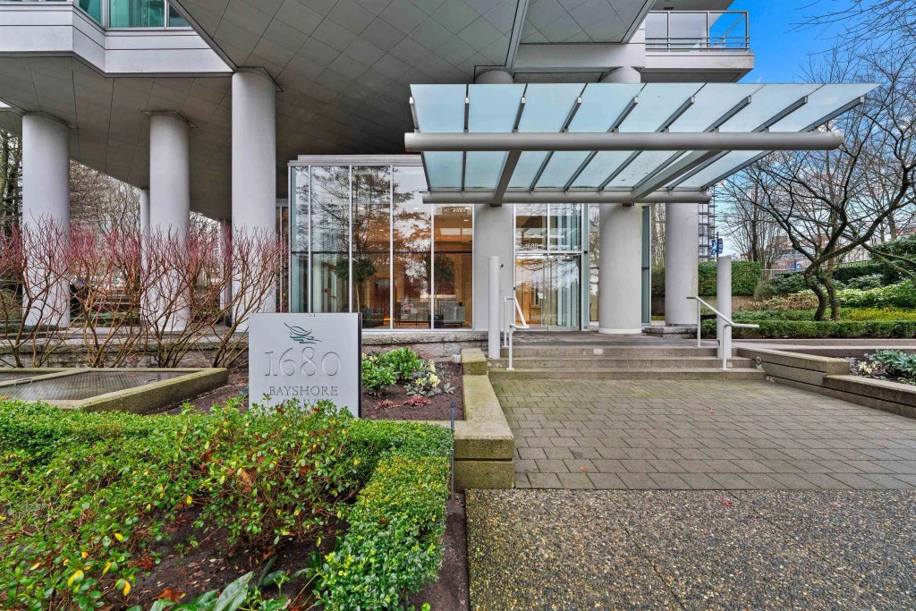 1680 Bayshore Drive 605, Vancouver