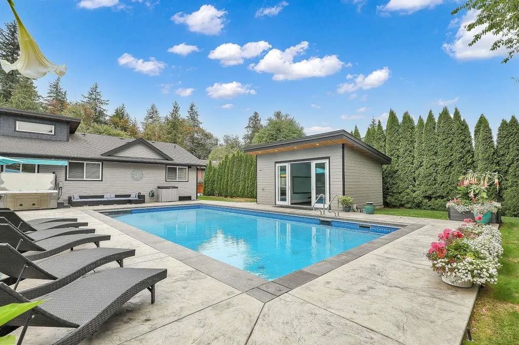 4930 196 Street, Langley