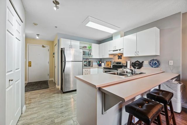 12160 80 Avenue 211, Surrey