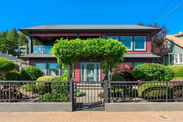 14647 Marine Drive, White Rock