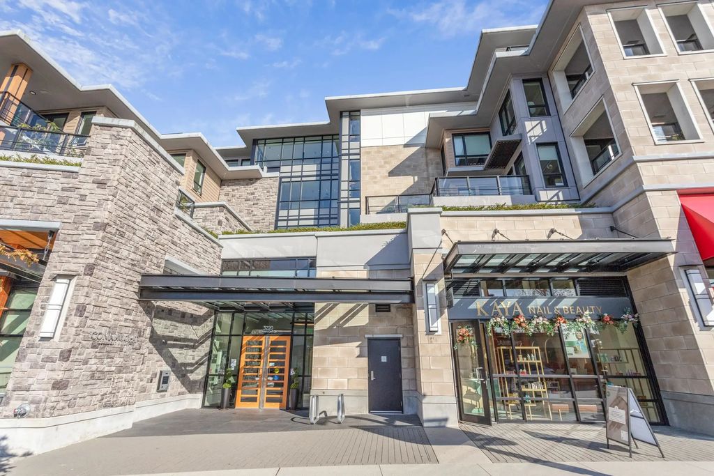 3220 Connaught Crescent 206, North Vancouver