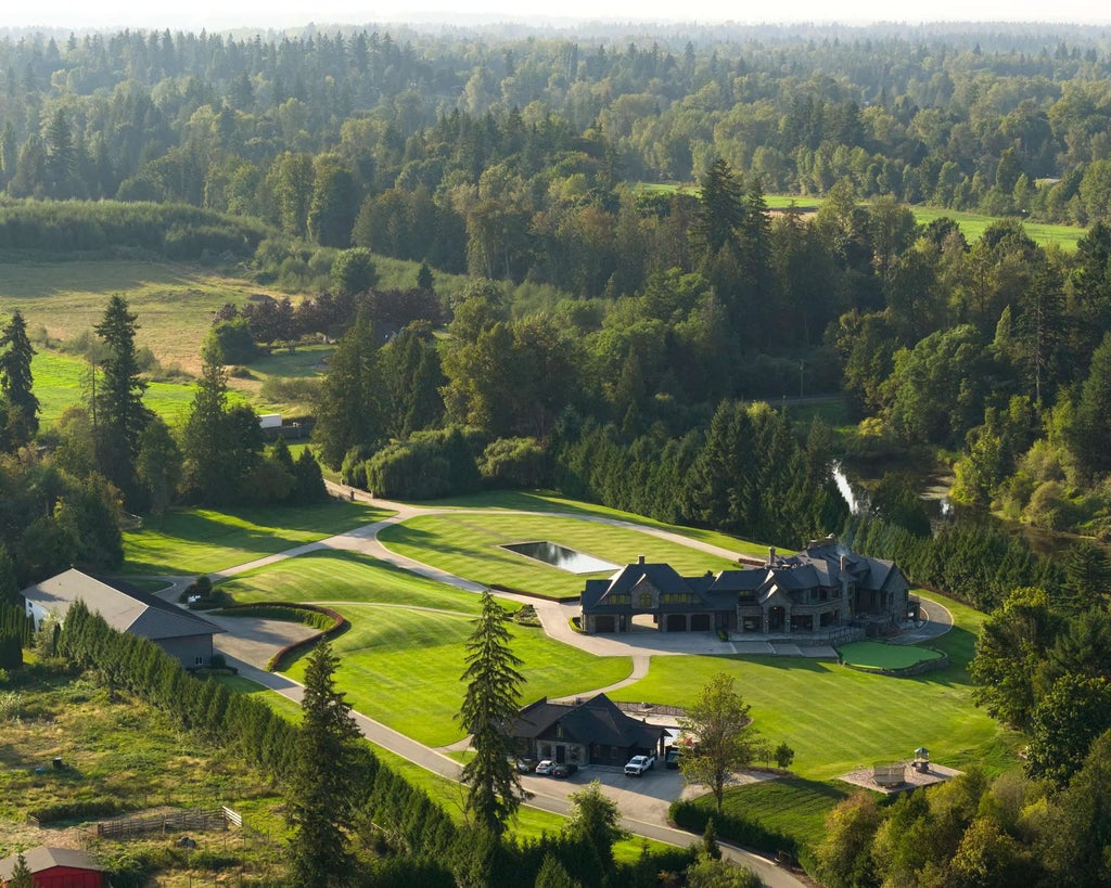 6124 272 Street, Langley