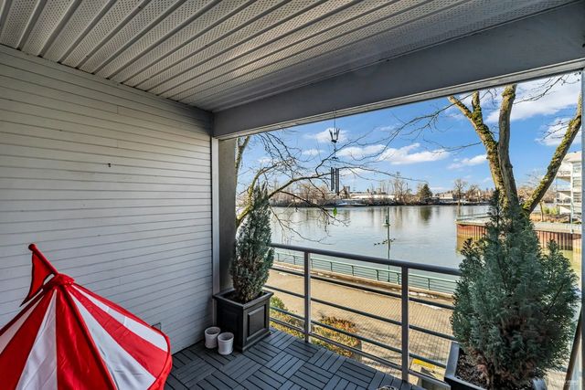 2020 E Kent Avenue South 208, Vancouver