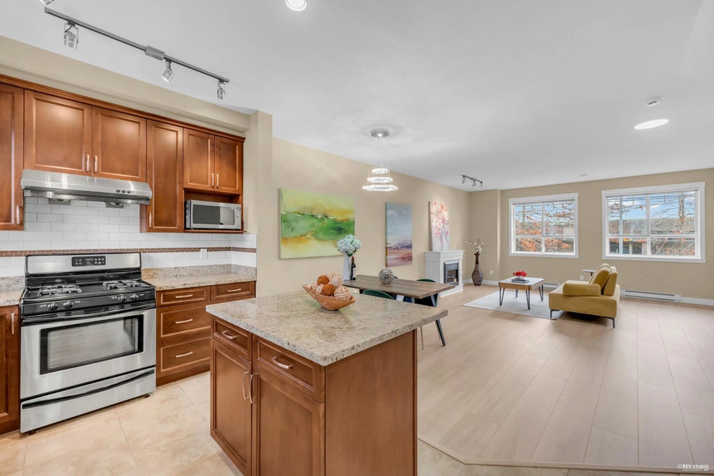 11393 Steveston Highway 16, Richmond