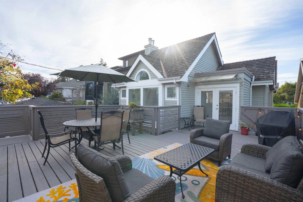 1346 Laburnum Street, Vancouver