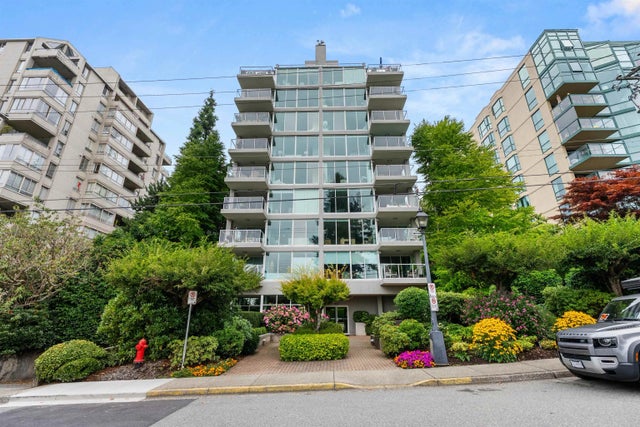 1455 Duchess Avenue 501, West Vancouver