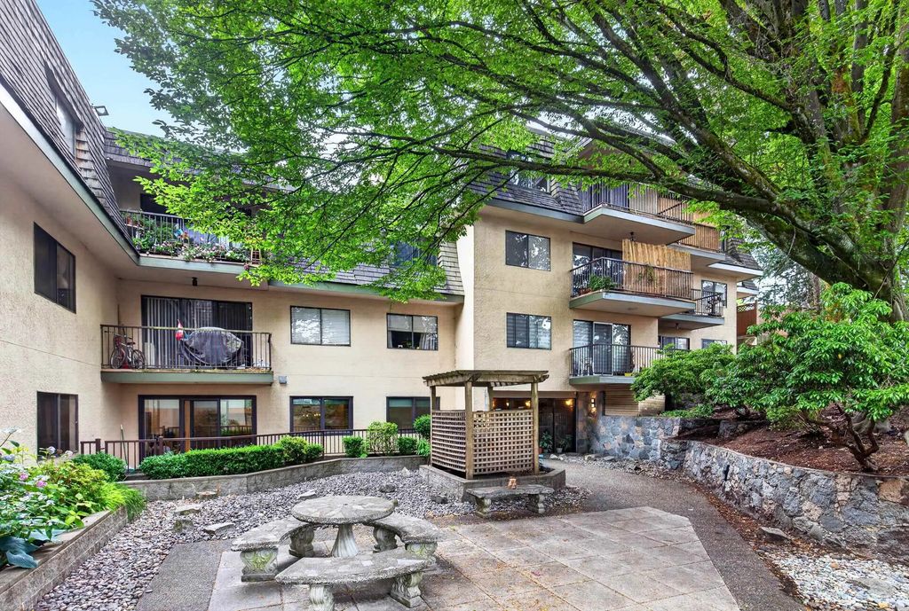 466 E Eighth Avenue 305, New Westminster