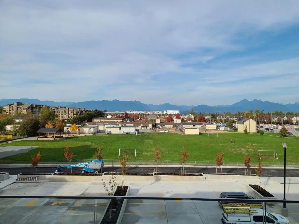 20727 Willoughby Town Centre Drive A327, Langley