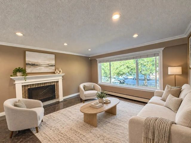 5885 Lincoln Street, Vancouver