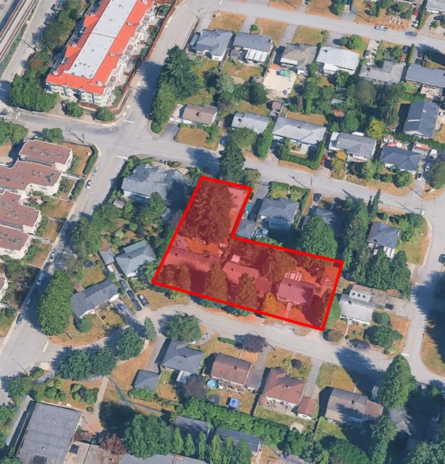 525 Brookmere Avenue, Coquitlam