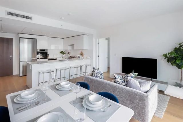 5788 Gilbert Road 605, Richmond