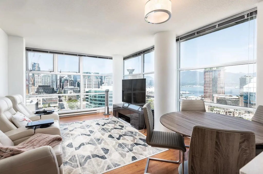 602 Citadel Parade 2706, Vancouver