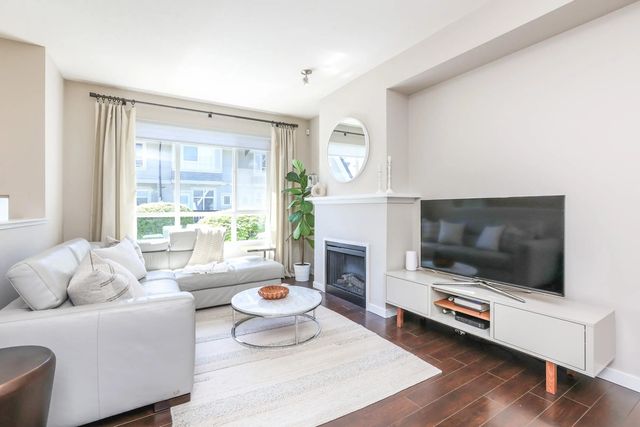 9133 Sills Avenue 32, Richmond
