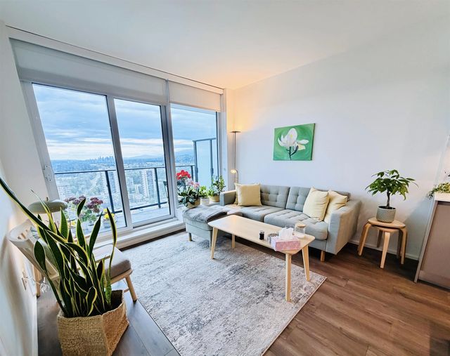 3809 Evergreen Place 2909, Burnaby