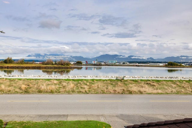 3600 River Road, Richmond