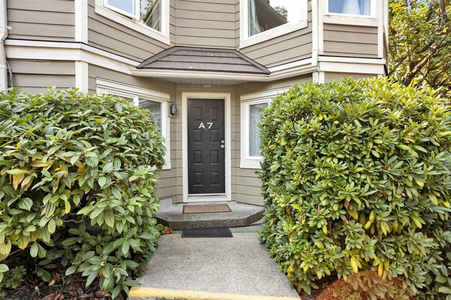 1100 W 6th Avenue A7, Vancouver