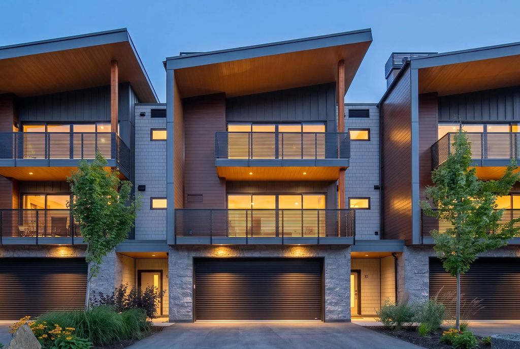 2077 Garibaldi Way 16, Whistler