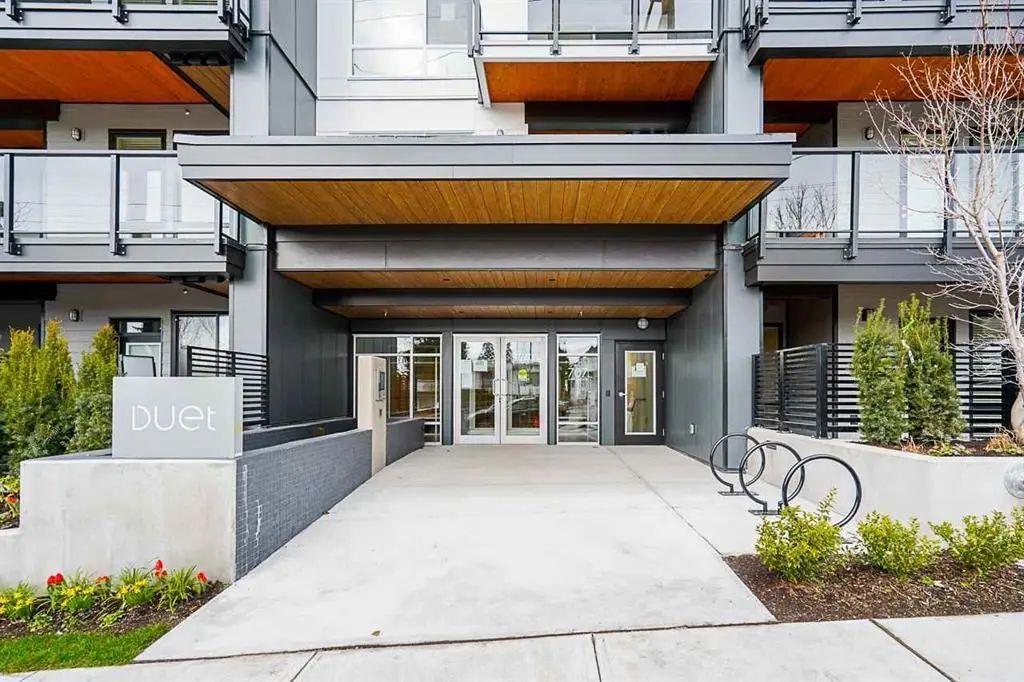 707 Como Lake Avenue 604, Coquitlam