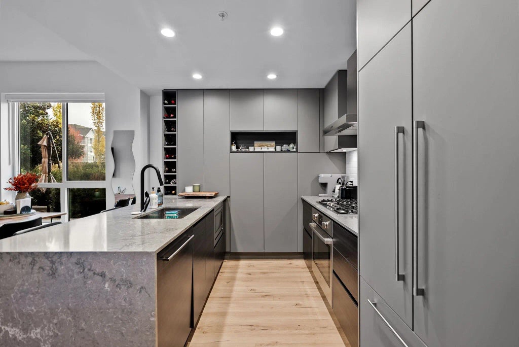 55 Klahanie Drive 205, Port Moody