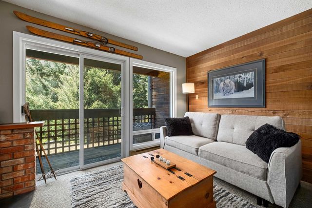 7001 Nesters Road 8, Whistler