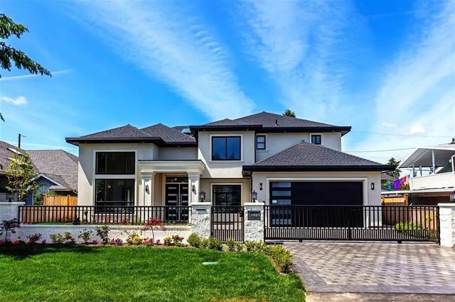 10820 Dennis Crescent, Richmond