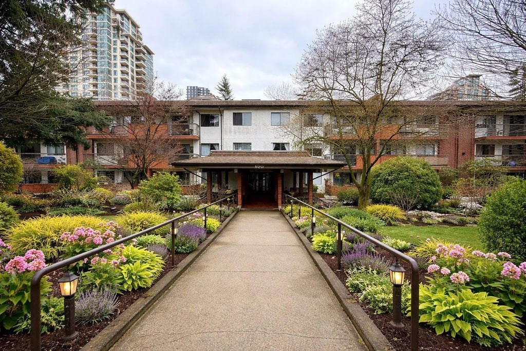 620 Eight Avenue 305, New Westminster