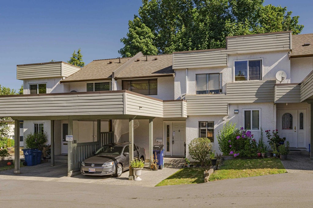 2830 W Bourquin Crescent 12, Abbotsford