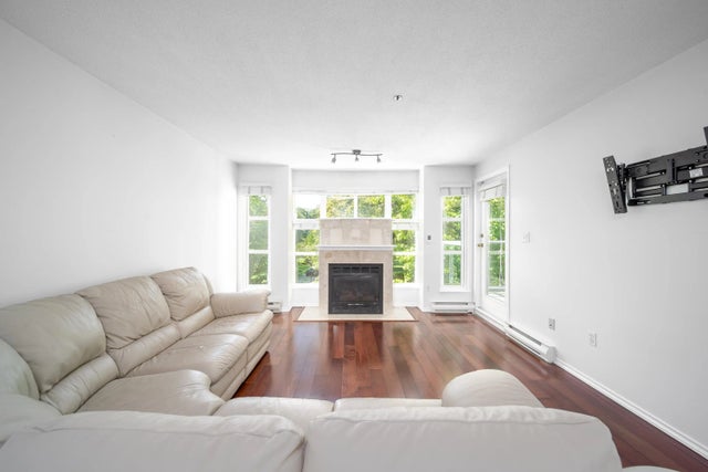 8728 Sw Marine Drive 302, Vancouver