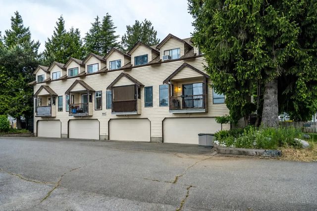 11869 223rd Street 1, Maple Ridge