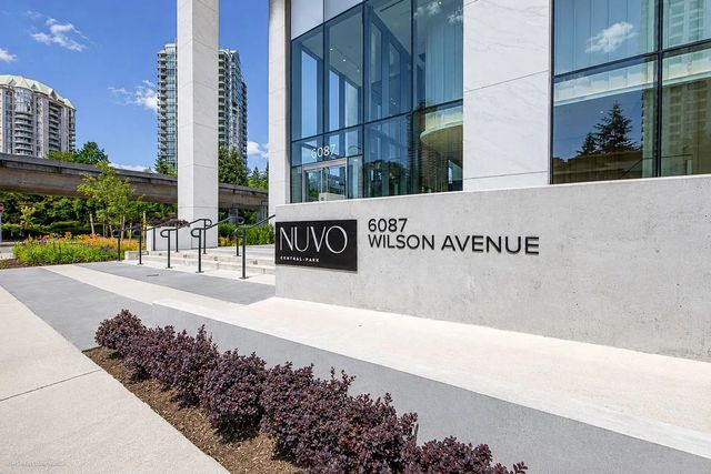 6087 Wilson Avenue 3901, Burnaby
