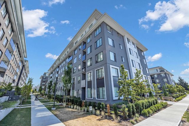 15825 85 Avenue 302, Surrey
