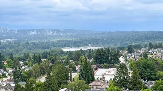 4160 Sardis Street 2204, Burnaby