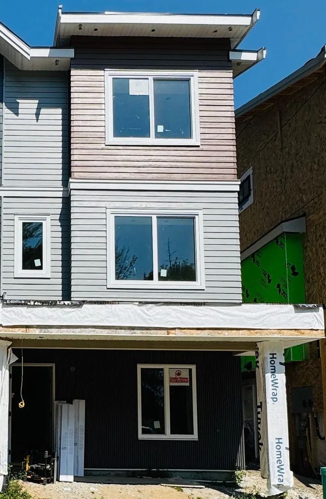 14755 68a Avenue 102, Surrey