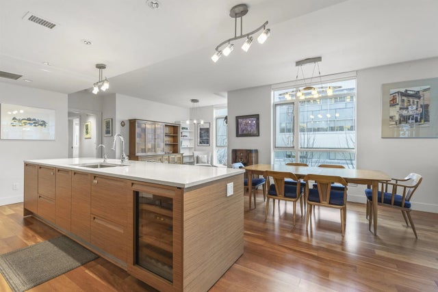 6080 Iona Drive 302, Vancouver