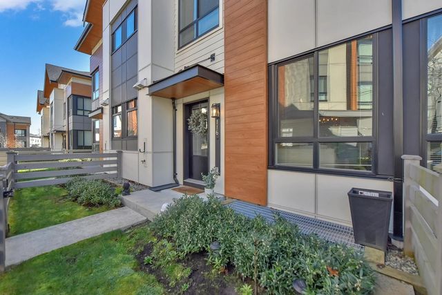 15111 Edmund Drive 116, Surrey