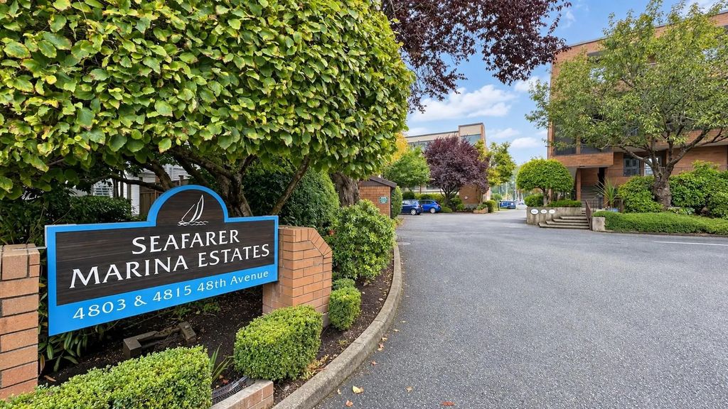4803 48 Avenue 204, Delta