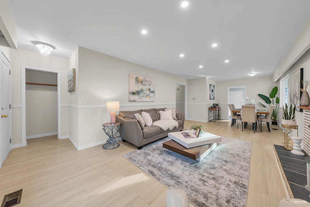 1362 E 60th Avenue, Vancouver