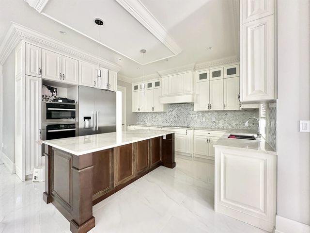 10271 Buttermere, Richmond