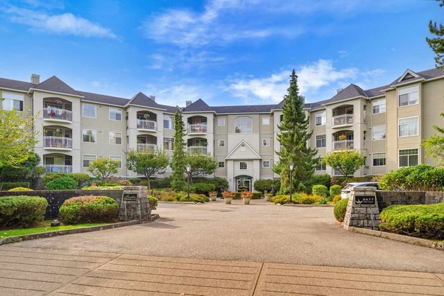 5677 208th Street 106, Langley